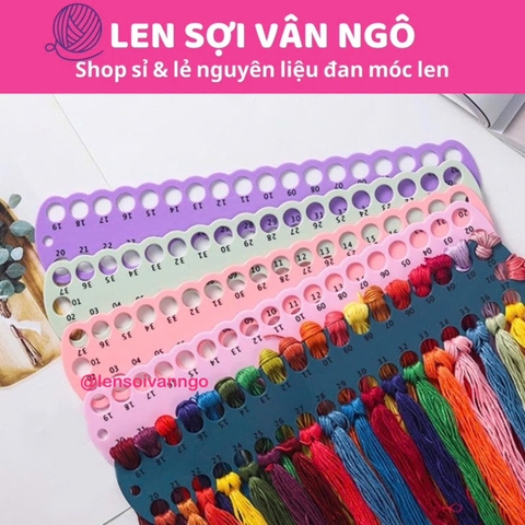 Bảng nhựa quấn chỉ dùng để làm bảng màu (giao màu ngẫu nhiên) (26046)