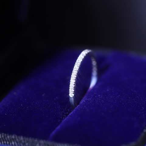 Nhẫn FULL MOISSANITE 1.2li, nhỏ gọn tinh tế nhưng vẫn sang trọng và lấp lánh, SRI001