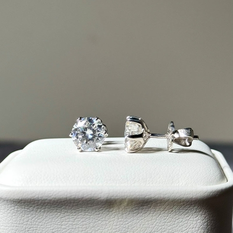 Bông tai nụ viên chủ MOISSANITE 8li Tối giản – Thanh lịch – Cao cấp - SEE238