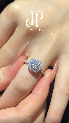 NHẪN HALO VUÔNG FULL MOISSANITE – VẺ ĐẸP THANH LỊCH CHUẨN QUÝ PHÁI - SRE197