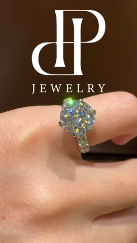 HPJ TỎA SÁNG  - FULL MOISSANITE VIÊN CHỦ 10 LI  SANG TRỌNG, LẤP LÁNH, NỔI BẬT. SRE268