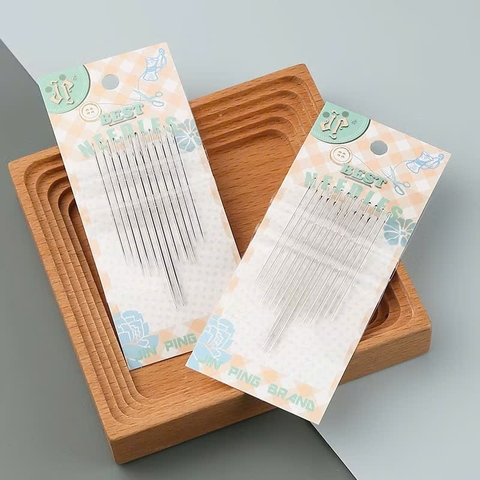 Vỉ Kim Khâu Chỉ Đuôi Bạc 12 Kim, đầu nhọn