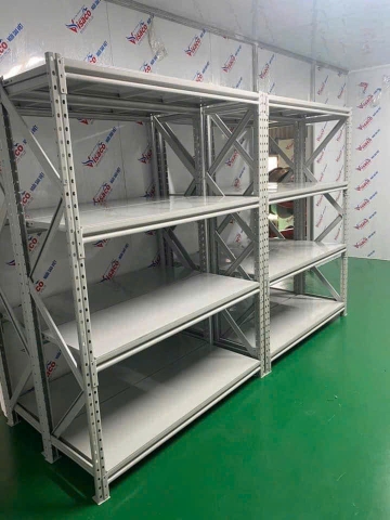 Kệ trung tải 4 tầng C200 X D150 X R40