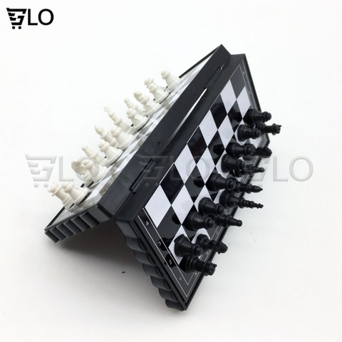 Bàn Cờ Vua 13x13cm Nam Châm Hít Mini Trắng Đen, Nhỏ Đẹp Bỏ Túi Cao Cấp, Gấp Gọn Kiêm Hộp Đựng Chuẩn Quốc Tế