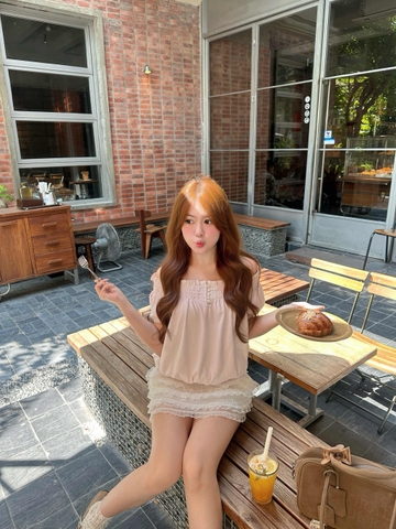 Bomi Top