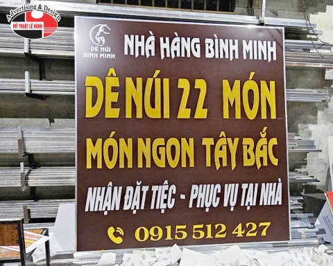 BIỂN MẶT DỰNG ALU DÁN DECAL KỸ THUẬT SỐ