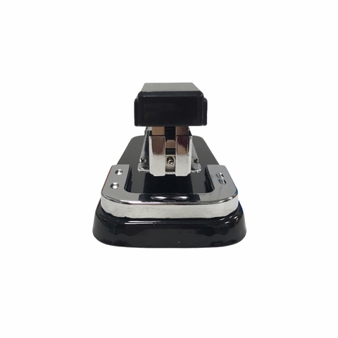 Bấm kim số 3 Deli 0414 xoay 25 tờ (6)