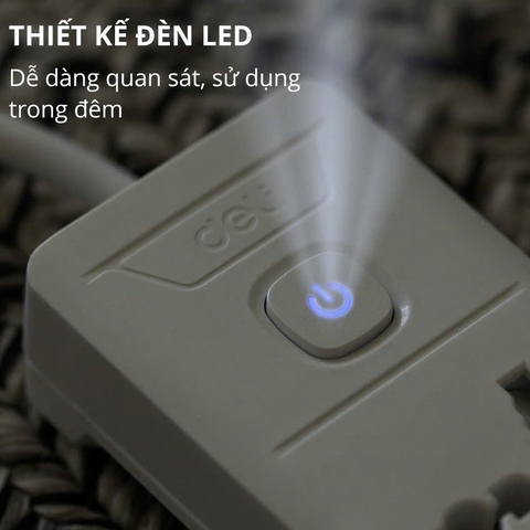 Ổ cắm điện Deli 4 lỗ