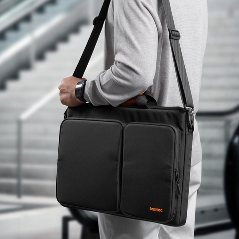 Cặp / Túi đeo chéo chống sốc laptop 17 inch TOMTOC Defender A42 Briefcase - A42G1D1 mỏng nhẹ, đai gài vali