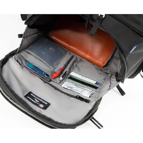 Balo Laptop 15.6 inch Siêu Nhẹ LUGBRO CITY 2
