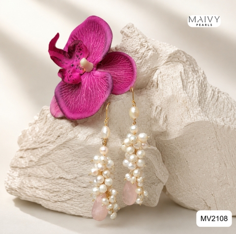 MV2218 - Bông Tai Ngọc Trai Trắng Mix Thạch Anh Hồng Kết Chùm