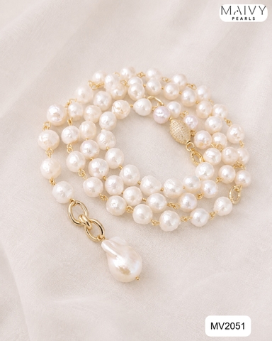 MV2051 | Dây Chuyền Ngọc Trai Baroque Trắng Dáng Dài Quấn 2 Vòng Kèm Mặt Ngọc Trai - Cổ Điển Mà Khác Biệt