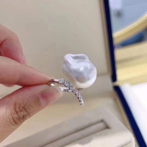 MV902 - Baroque trắng