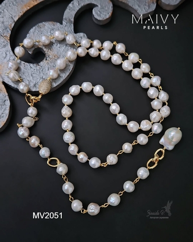 MV2051 -  Dây Chuyền Baroque Trắng Dài Quấn 2 Vòng Kèm Mặt