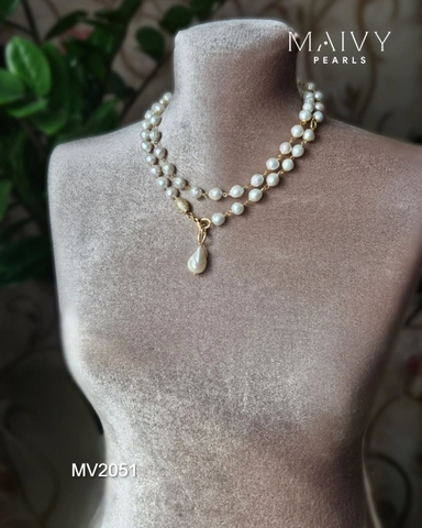 MV2051 -  Dây Chuyền Baroque Trắng Dài Quấn 2 Vòng Kèm Mặt