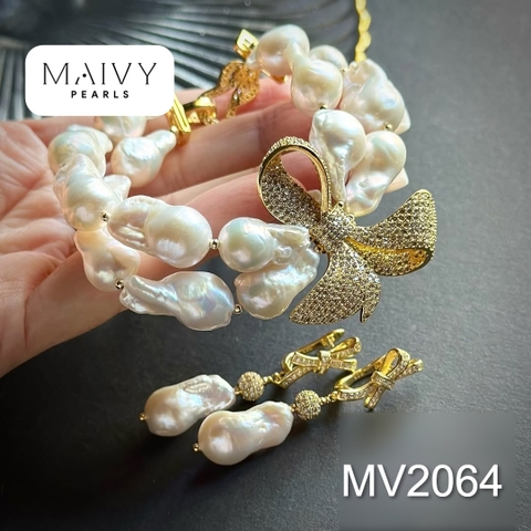 MV2064 - Set Trai Baroque Trắng Charm Nơ Gồm 3 Sản Phẩm Dây Chuyền/ Lắc Tay/Bông Tai 2 Màu Mạ Vàng/Xi Kim