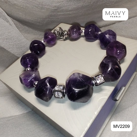 MV2209 - Lắc Tay Thạch Anh Tím Khối Mix Charm Bạc 925