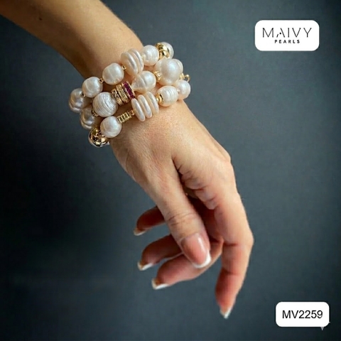 MV2259 | Lắc Tay 3 Sợi Trắng Dị Phối Charm Bạc - Thanh Khiết, Sang Trọng