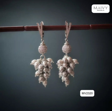 MV2320 - Set ngọc trai xám gồm dây chuyền nhiều sợi và bông tai  dáng chùm nho