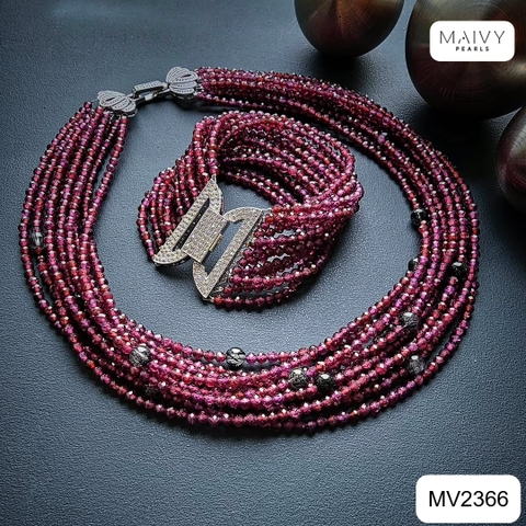 MV2366 - Set dây chuyền và lắc tay 10 sợi thạch lựu mix pha lê đen