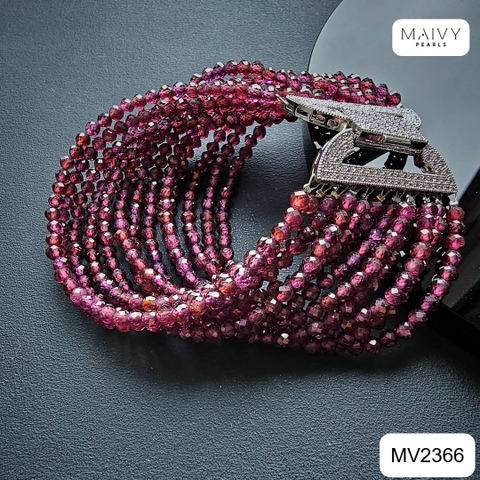 MV2366 - Set dây chuyền và lắc tay 10 sợi thạch lựu mix pha lê đen