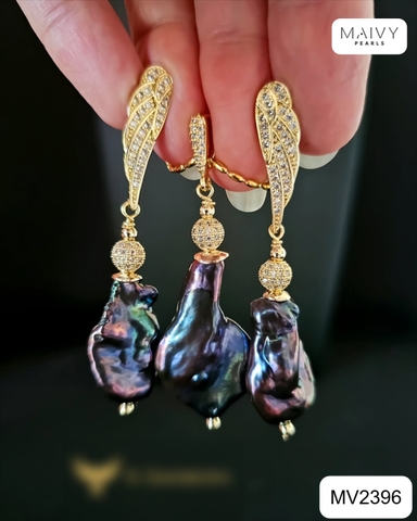 MV2396- Set dây chuyền và bông tai Baroque đen ánh tím