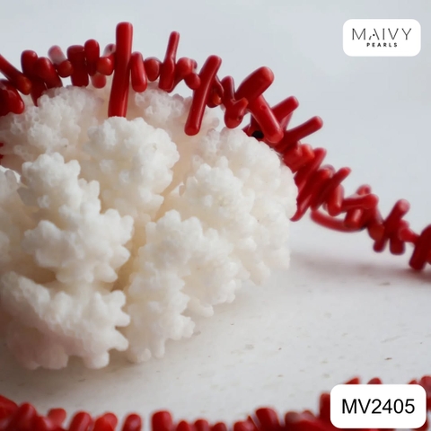 MV2405 - Dây chuyền san hô đỏ size nhỏ hạt cắt dài kiểu hiện đại