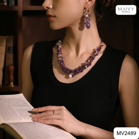 MV2489- Set thạch anh tím mix ngọc trai trắng gồm dây chuyền phía trước xếp 2 tầng và bông tai kết chùm