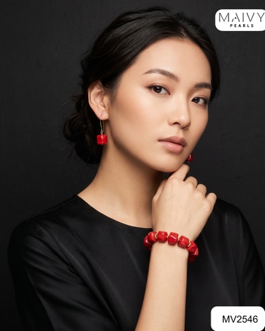 MV2546 - Set 2 sản phẩm lắc tay và bông tai san hô đỏ khối size 11-13mm