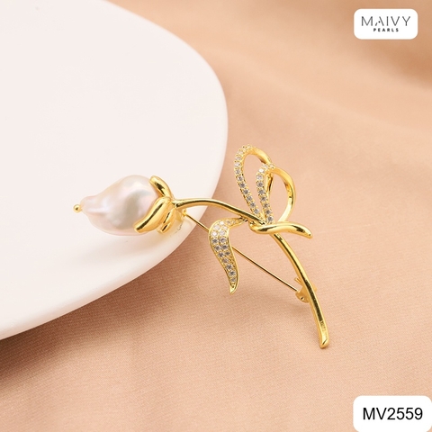 MV2559 - Cài áo hoa lan thiết kế viên trai baroque màu trắng phụ kiện bạc 925 mạ vàng 18k