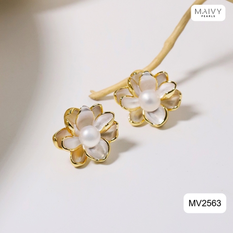 MV2563- Bông tai dáng hoa mạ vàng 18k đính ngọc trai trắng sz z6-7mm