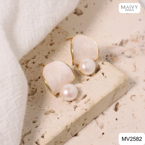 MV2582- Bông tai hình lá nhấn viên ngọc trai ngọt trắng size 5-6mm