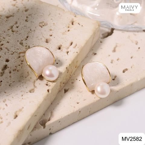 MV2582- Bông tai hình lá nhấn viên ngọc trai ngọt trắng size 5-6mm
