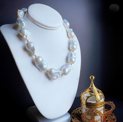 MV902 - Baroque trắng