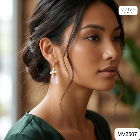 MV2507 - Bông tai ngọc trai trắng mix plastic khuyên móc