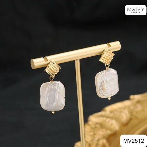 MV2512- Bông tai ngọc trai baroque hình chữ nhât màu trắng đế bạc 925 mạ vàng 18k chốt cài