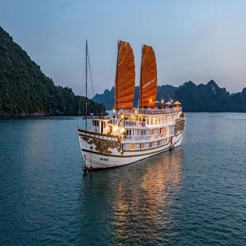 Du thuyền Indochine Sails