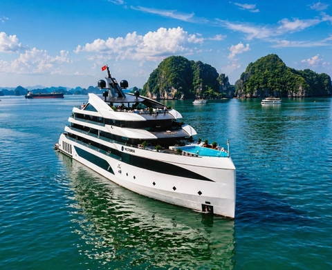 Du thuyền Victorious Cruise (3N2Đ)