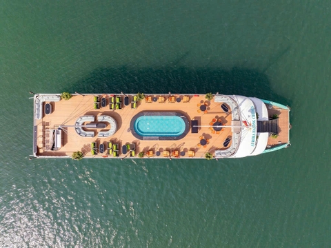 Thuê trọn du thuyền trong ngày Aurora Cruise tổ chức sự kiện
