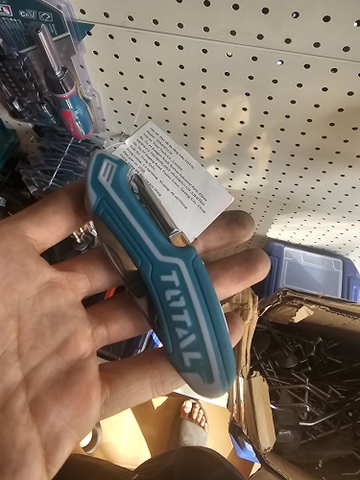 Dao cắt đa năng TOTAL THMFK0126