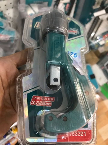 Dao cắt ống Total THT53321