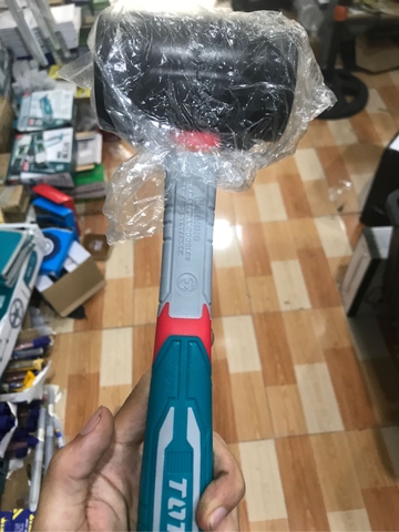 Búa cao su đen Total