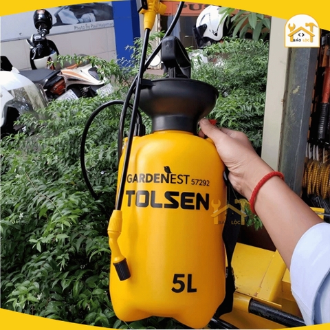 Bình phun thuốc, phun sương cao cấp 5 lít Tolsen 57292, Nhựa PE cao cấp, tích hợp dây đeo vai, ống dẫn nước có phễu, áp