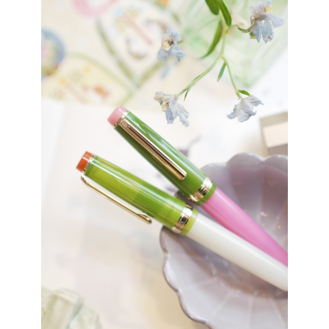 Bút máy hãng JINHAO + ngòi thay sẵn hãng Felicia | Ngòi EF hoặc F