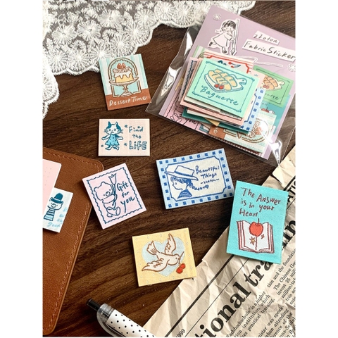 Set 10 sticker tag thêu vải hãng Molinta