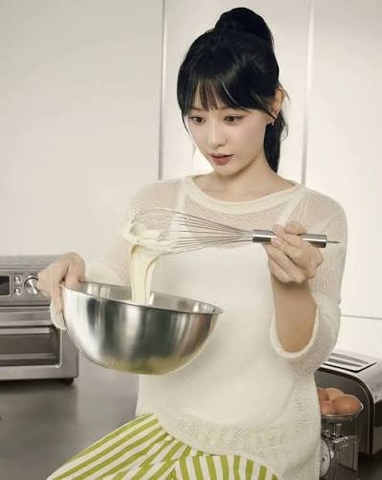Combo khẩu trang và găng tay 1 lần an toàn vệ sinh ở nơi đông người (10 khẩu trang + 50 đôi găng tay)