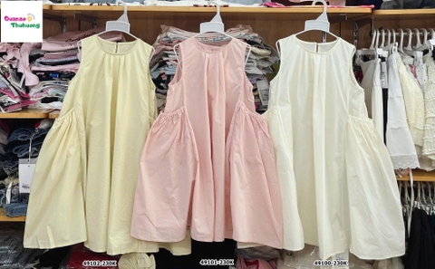 Đầm babydoll kem sát nách dáng xòe