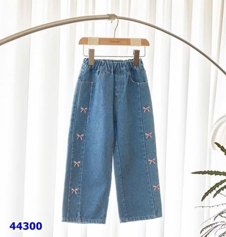 Quần jean Bebezo xanh nơ - size 130