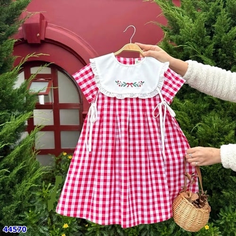 Đầm Azuri caro đỏ