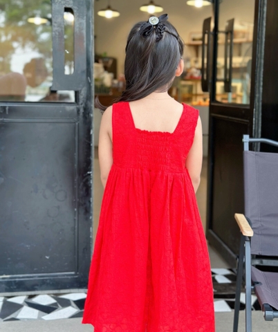 Đầm Sofia đỏ nhiều hoa